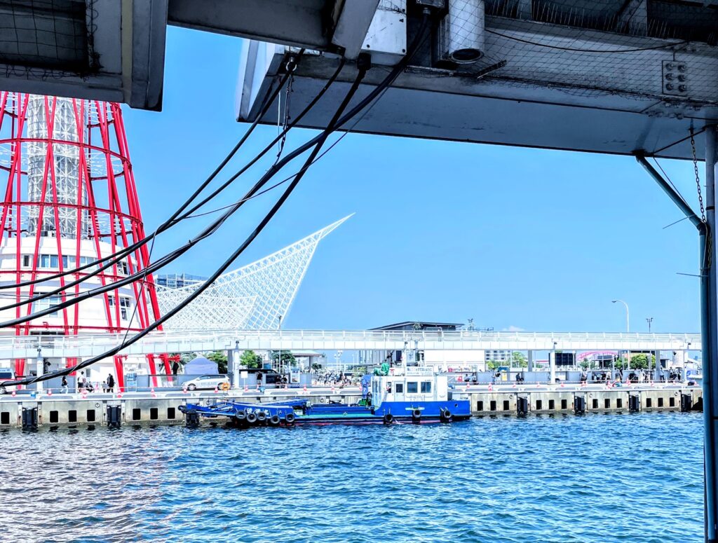 神戸海洋博物館とポートタワー